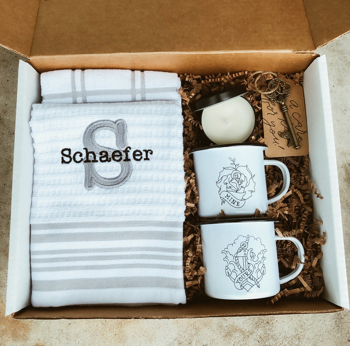 Newlywed Gift Box