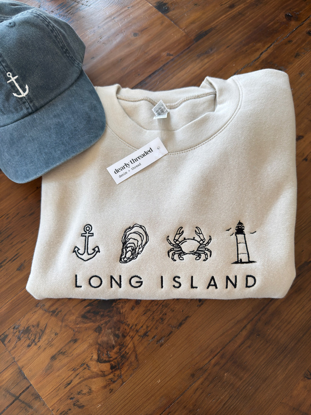 LONG ISLAND Unisex Crewneck