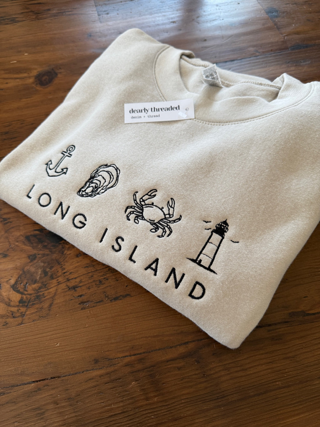 LONG ISLAND Unisex Crewneck