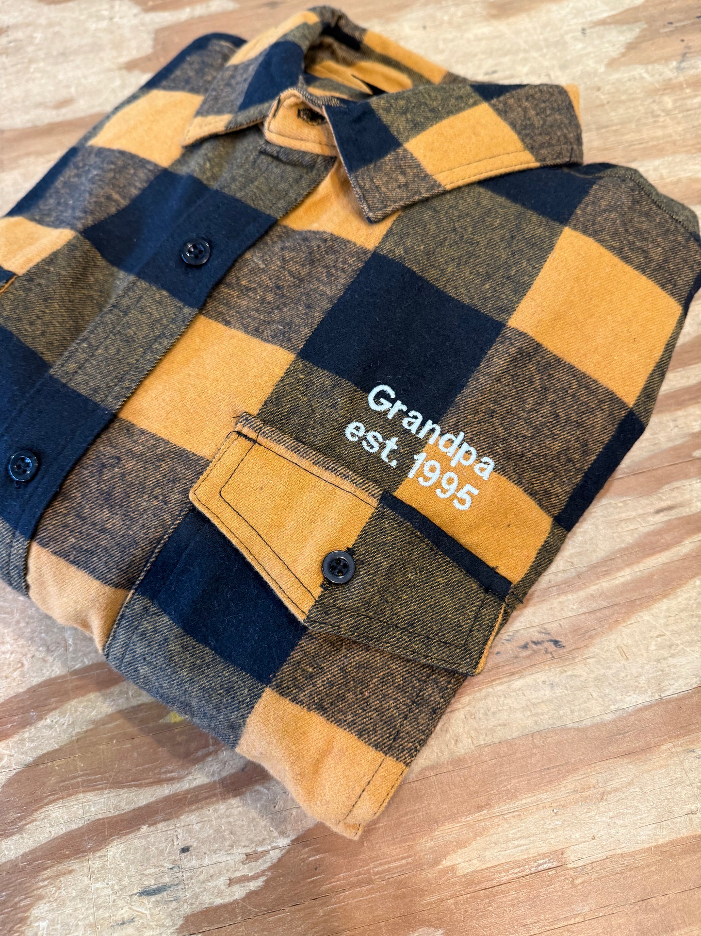 Minimal Design Tobacco/ Black Flannel