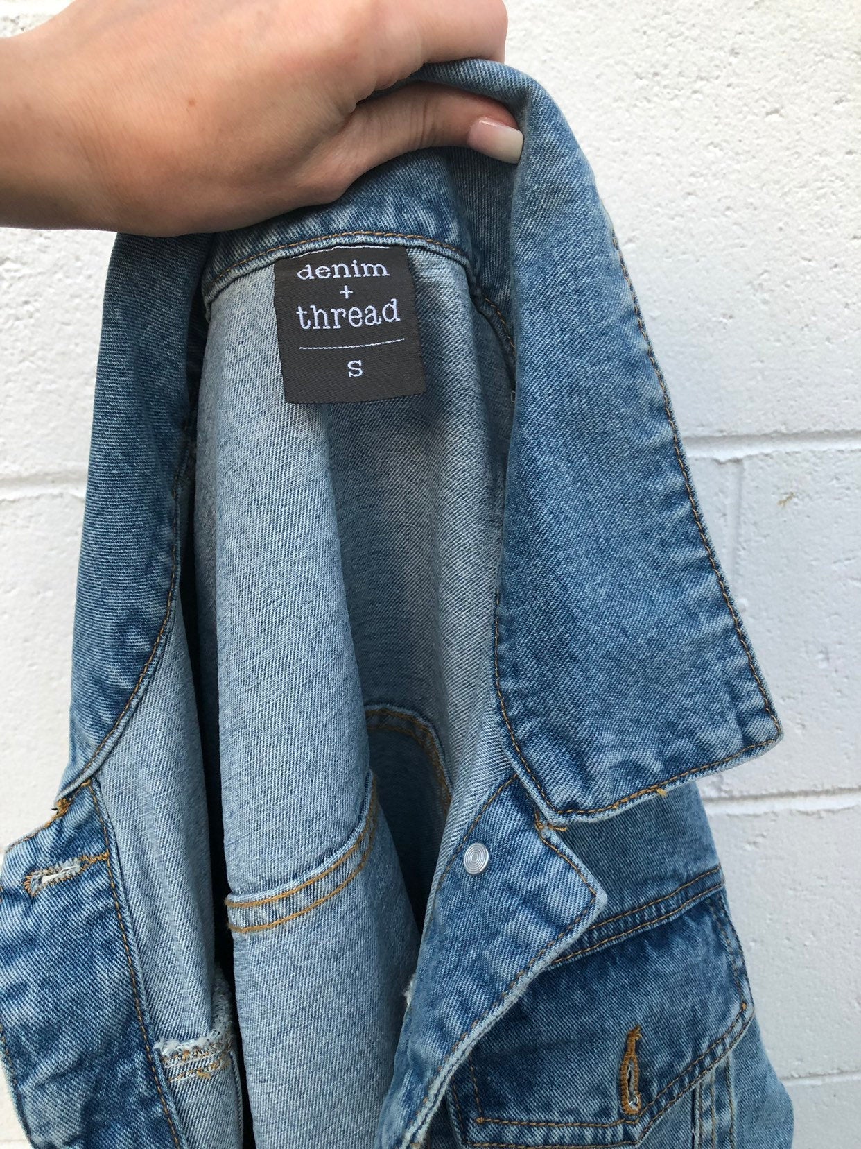 denim + thread 100% cotton women's light washed relaxed fit denim jacket