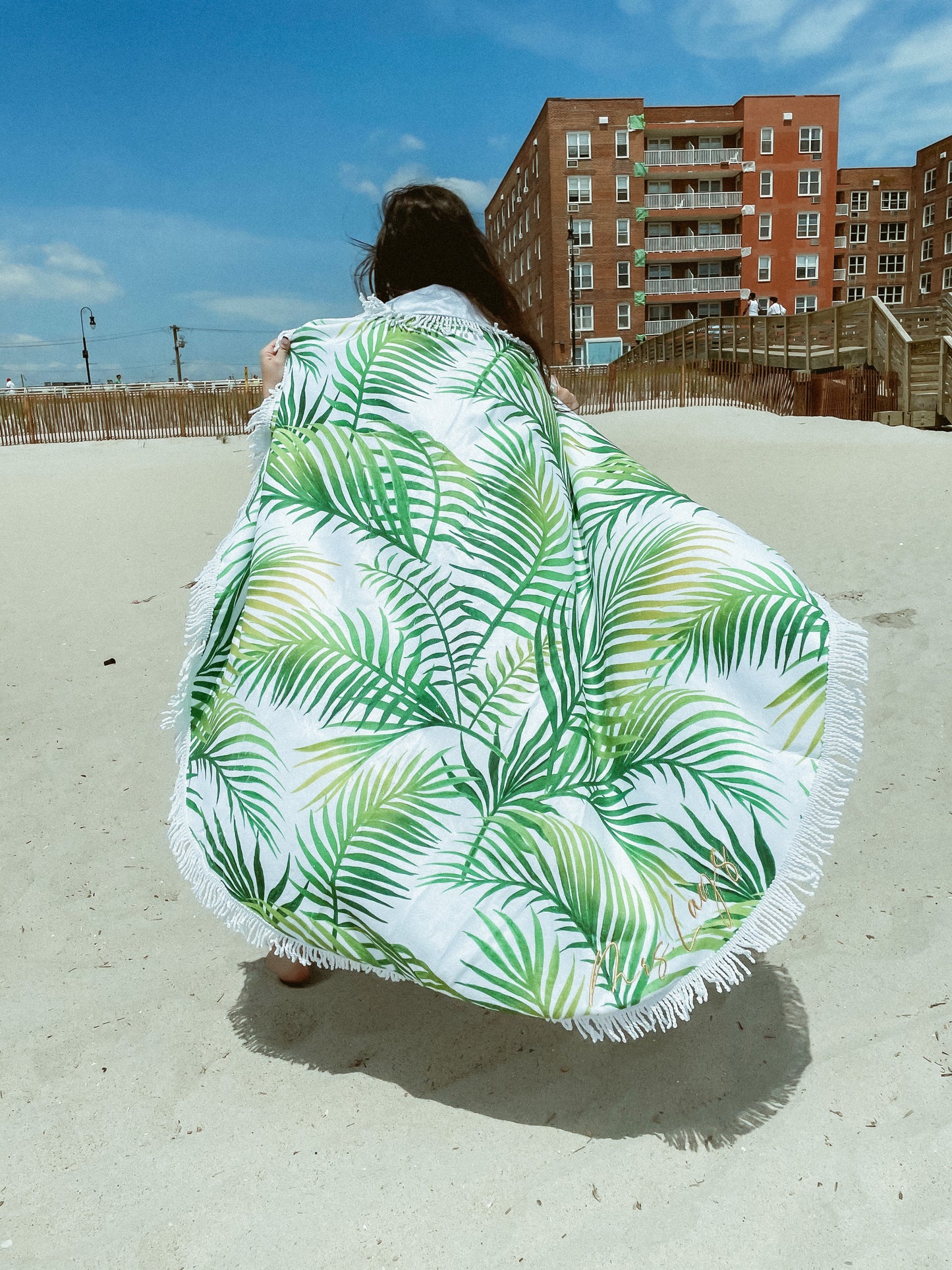 Round Palm Leaf Towel W/ Fringe